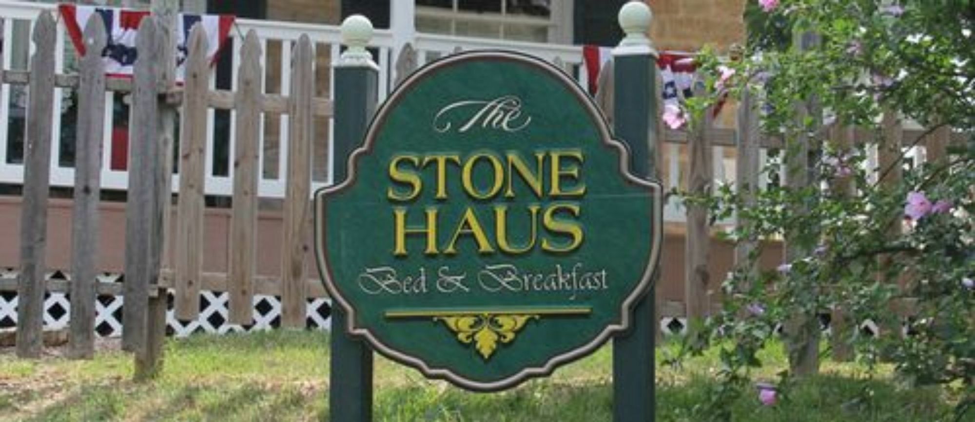 Stone Haus Bed & Breakfast Hotel Hermann Exterior photo